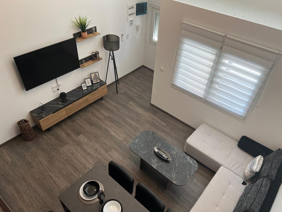 Elegant Loft 2 Apartment in Alexandroupoli