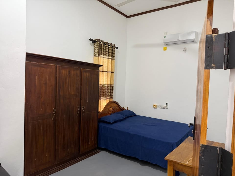 Stay Home Arugambay Apartment in Sri Lanka