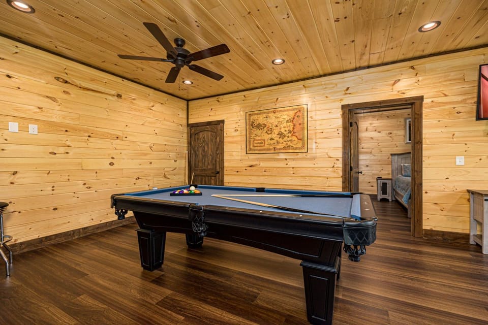 Serenity Summit by Eden Crest Chalet in Sevier County