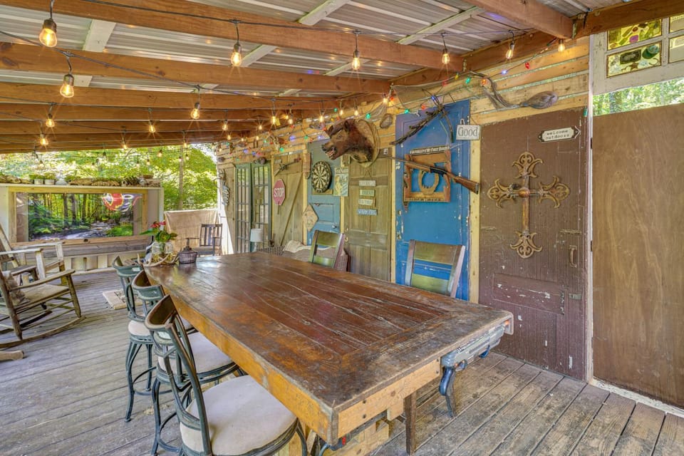 Hike & Fish! 5-Unit Wesson Escape w/ Private Beach House in Mississippi