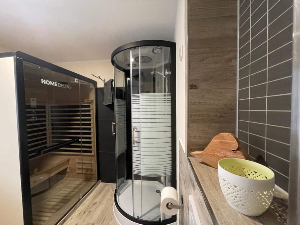Sauna, Spa and wellness centre/facilities