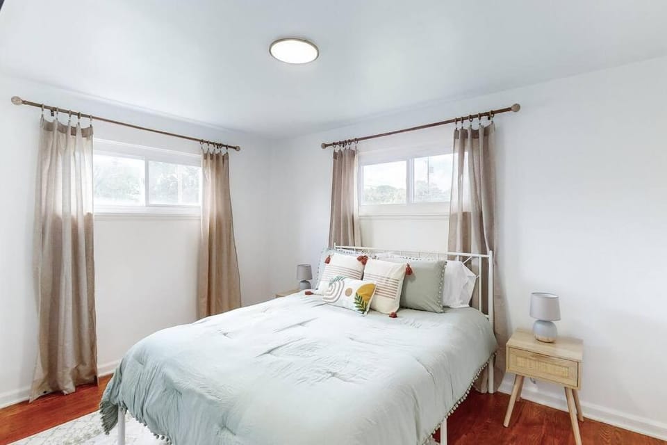 The Huddle House-HOF Home Made for Families House in Canton