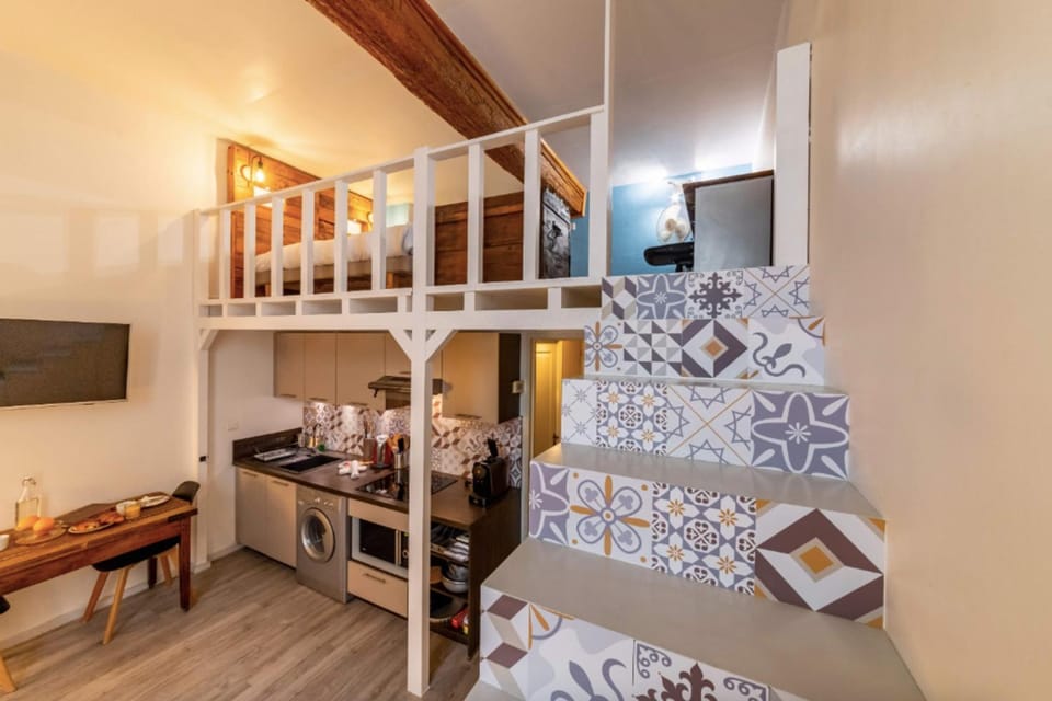 Beautiful listed apartment Le Clos des Arts Apartment in Avignon