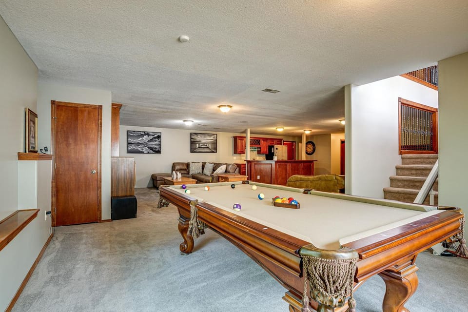Junction City Home w/ Hot Tub - Near Milford Lake! House in Junction City