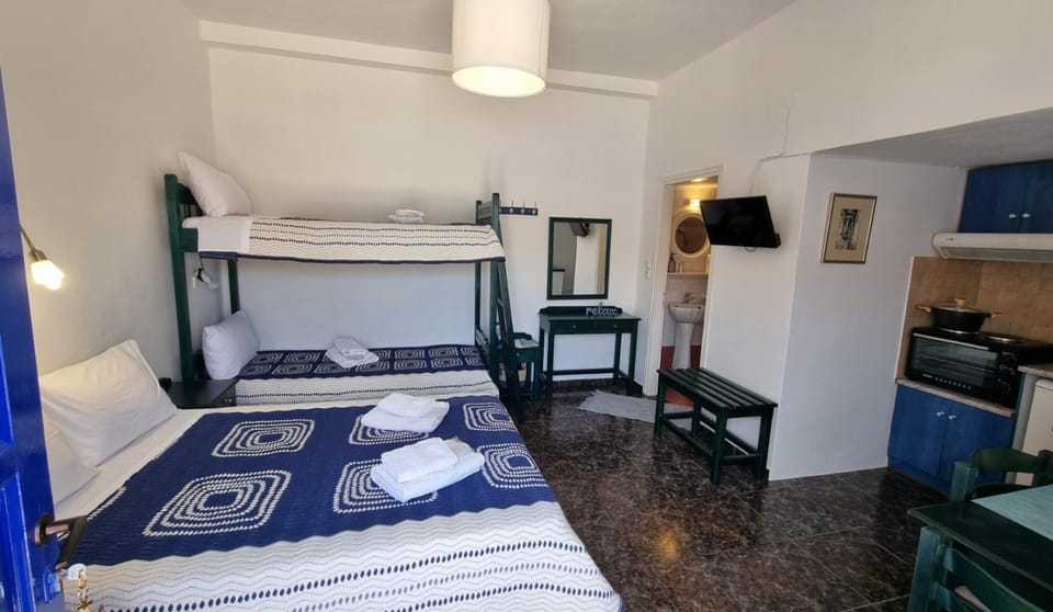 Xylokeratidi Sea View Family Studio Apartment in Decentralized Administration of the Aegean