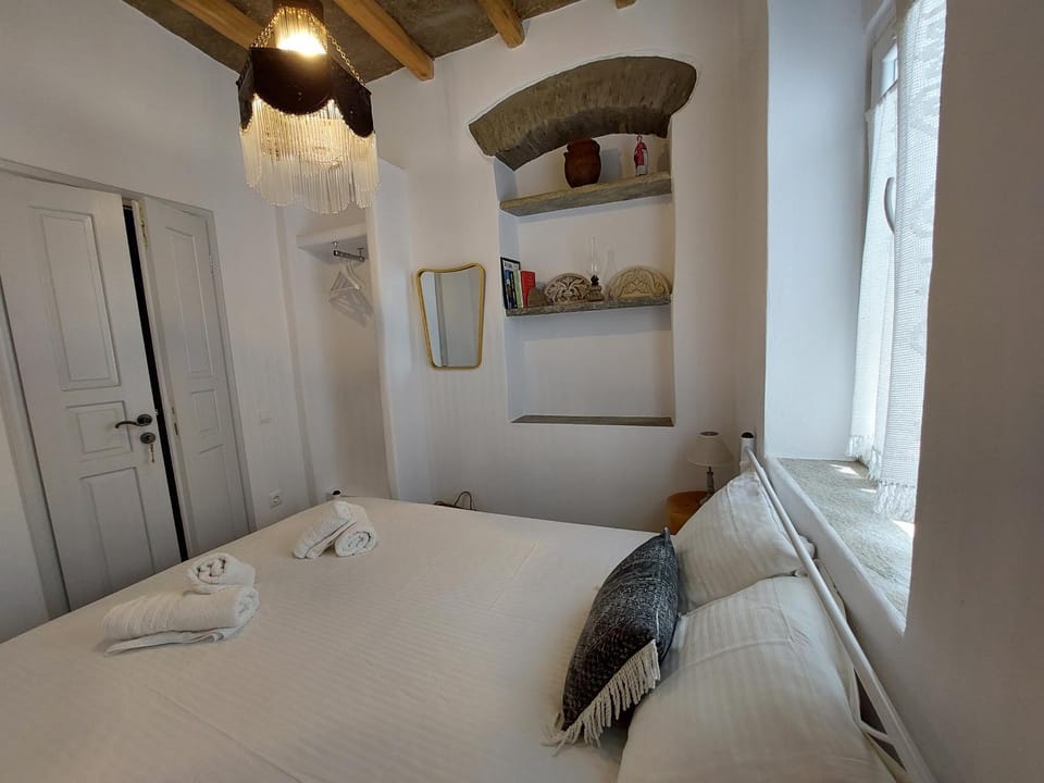 Bed, Photo of the whole room, Bedroom, towels, wardrobe