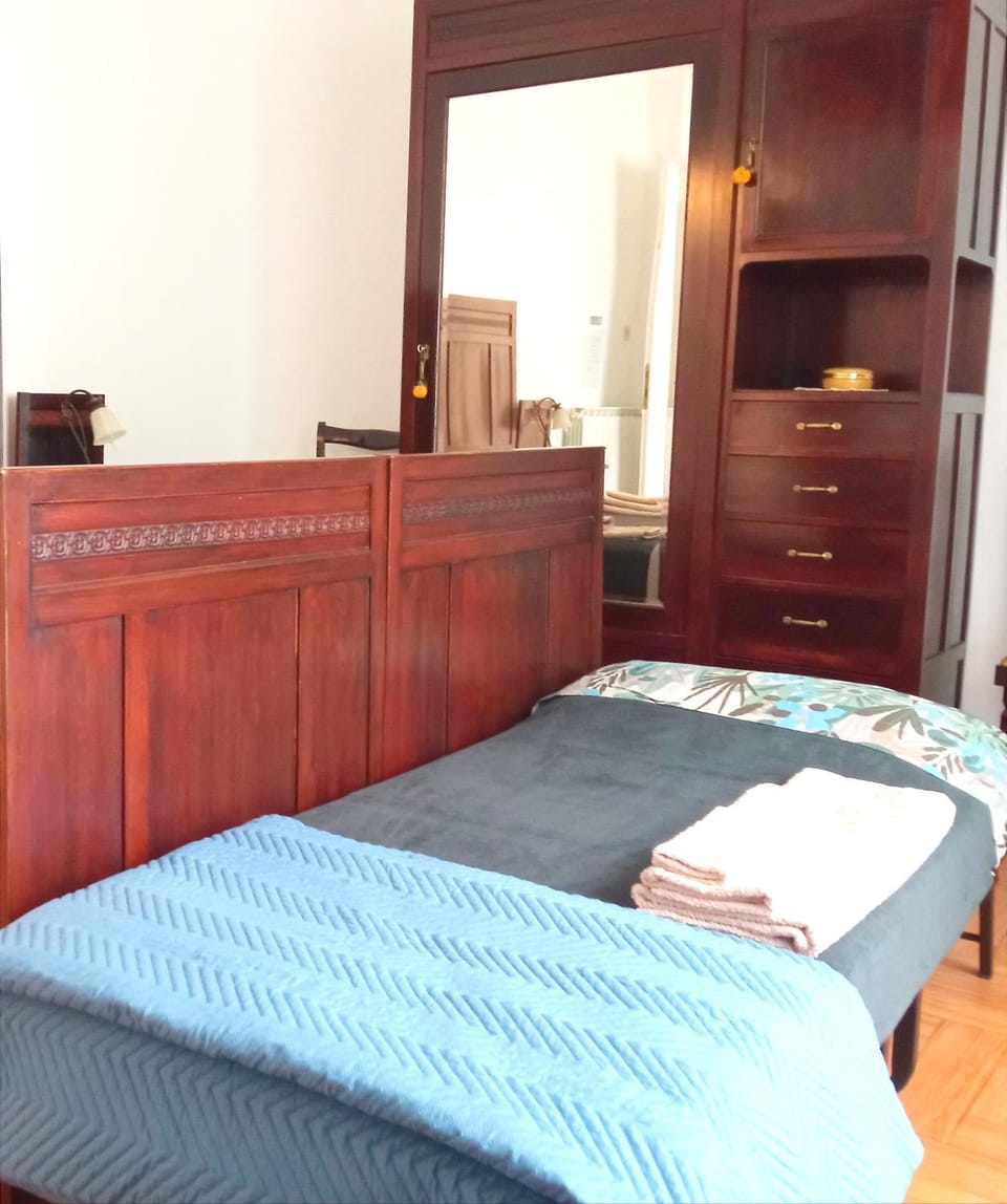 Bed, Bedroom