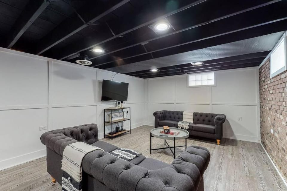 Steps to the HOF-Football Fans Dream Stay House in Canton