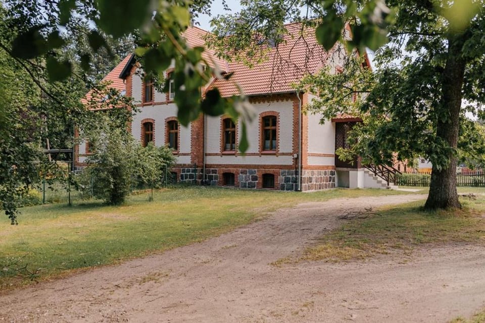 Leśniczówka Gołębia Góra Apartment in Pomeranian Voivodeship