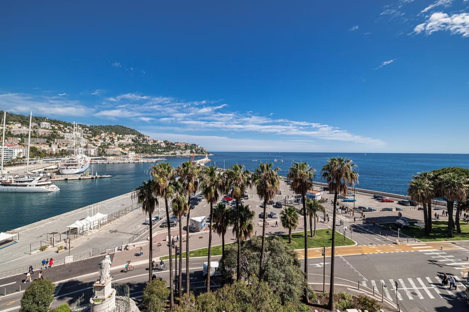 Neighbourhood, Beach, City view, Sea view