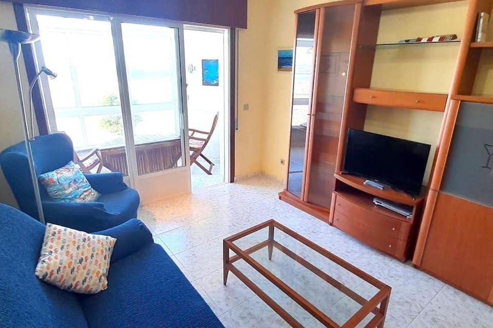 Primera Línea de Playa & Vistas al Mar & Parking Apartment in Galicia