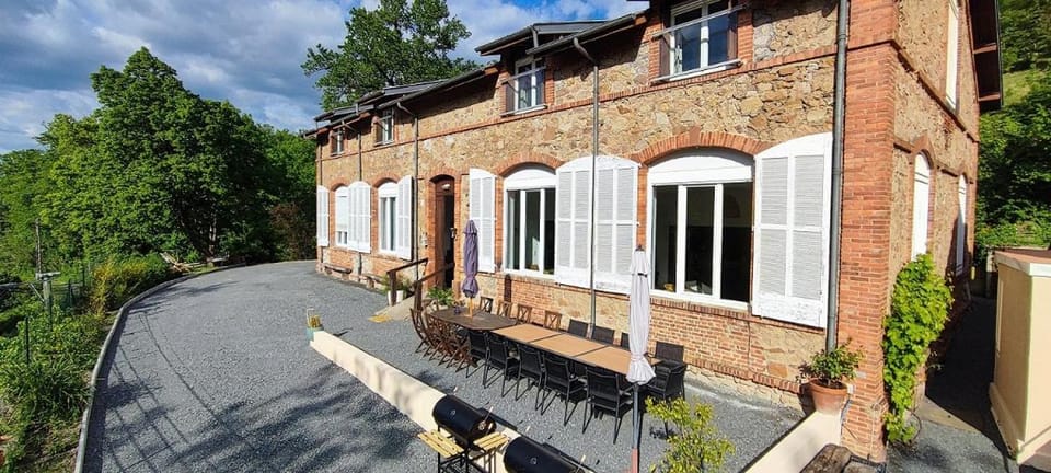 Property building, Spring, Day