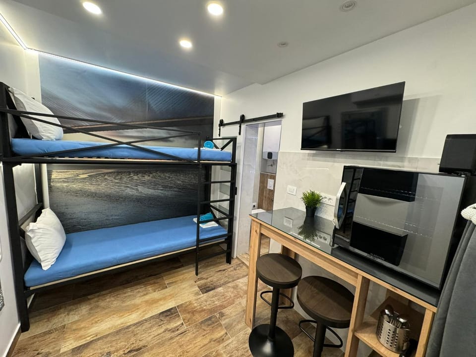 Bed, bunk bed, minibar