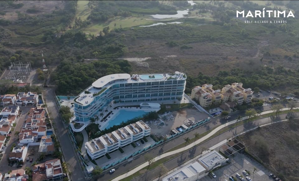 Property building, Restaurant/places to eat, Swimming pool