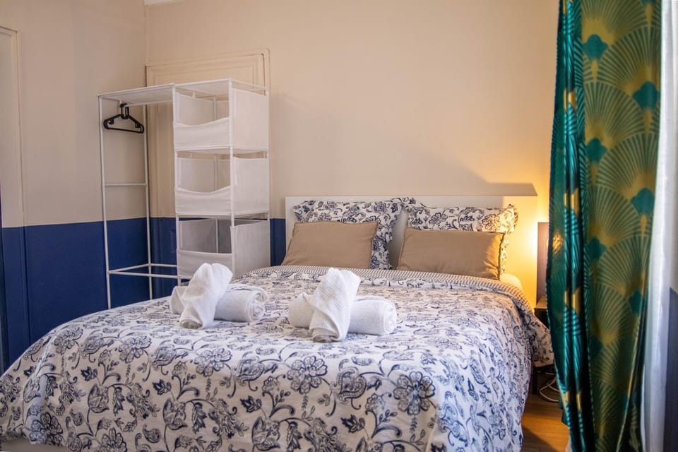 Bed, Photo of the whole room, Bedroom, towels, wardrobe