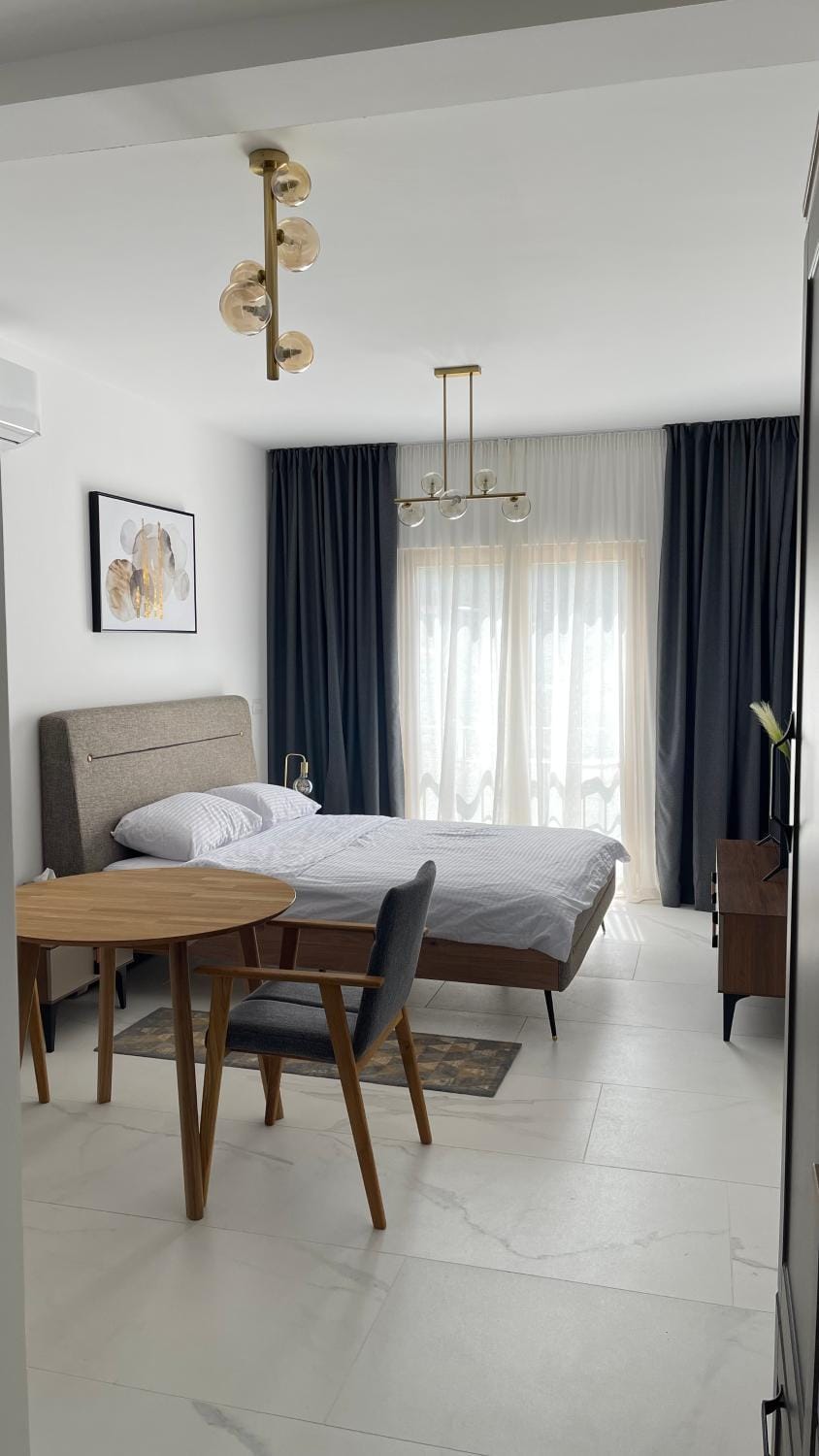 Bed, Living room, Photo of the whole room, Seating area, Bedroom
