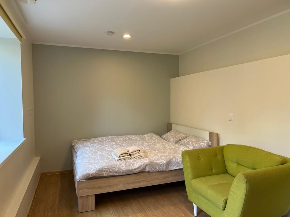 Patio, Bed, Balcony/Terrace, Bedroom