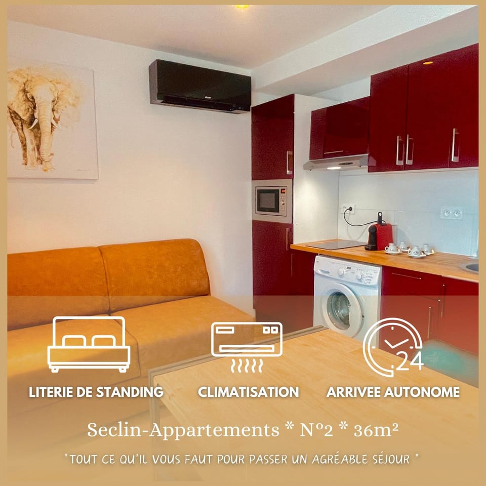 Kitchen or kitchenette, Seating area