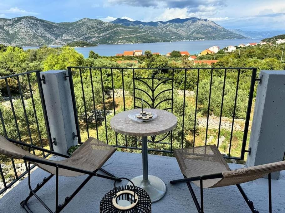 Holiday home Berta House in Račišće