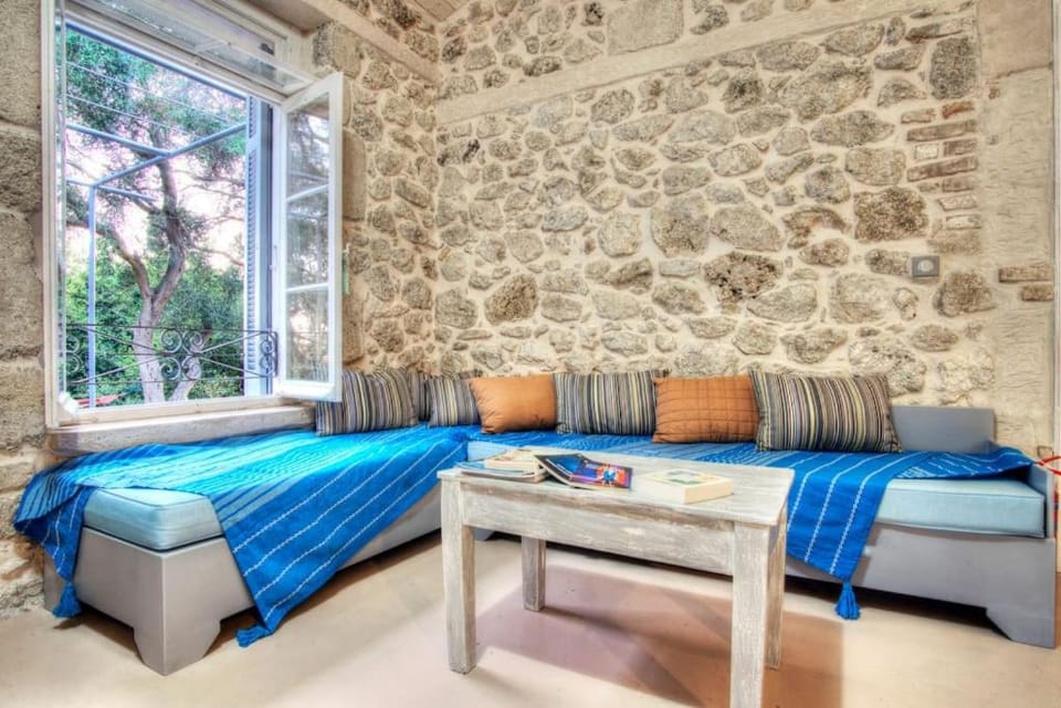 Black Olive Cottage Paramonas House in Corfu, Greece