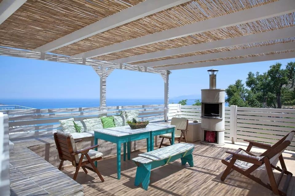 Patio, Balcony/Terrace, Seating area, Dining area, Sea view