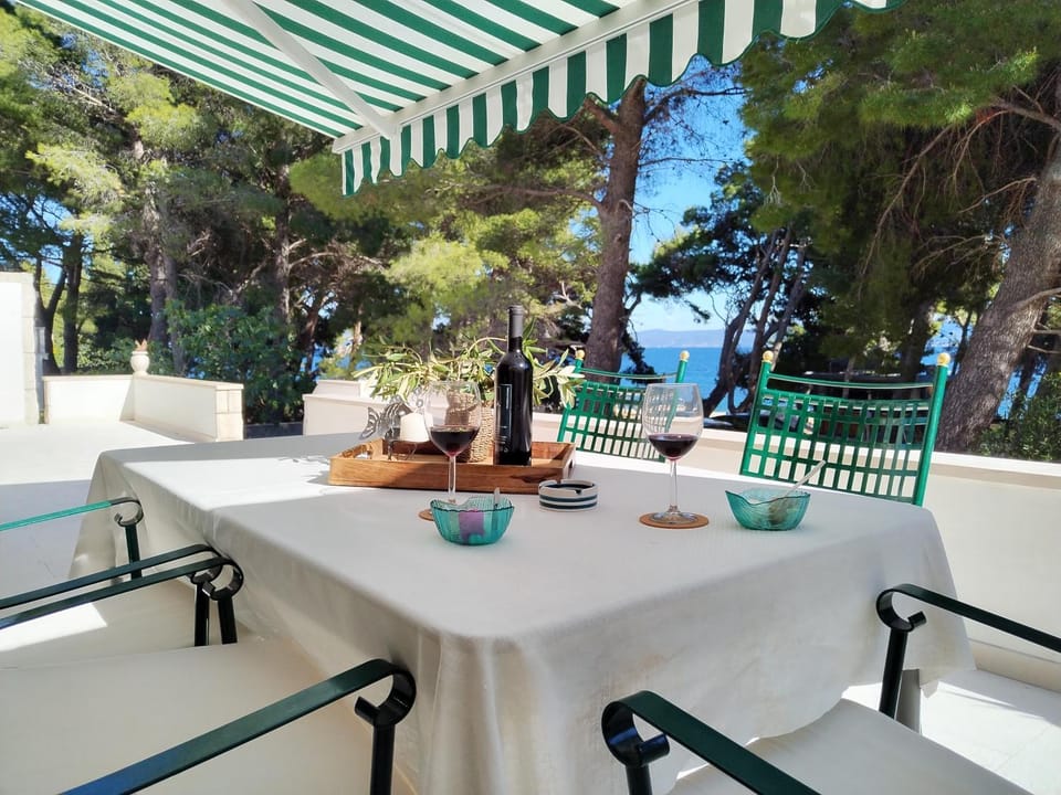 Natural landscape, Balcony/Terrace, Sea view