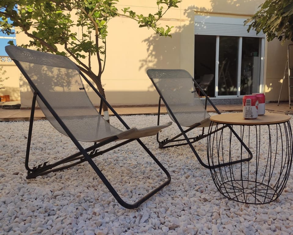 Garden, sunbed