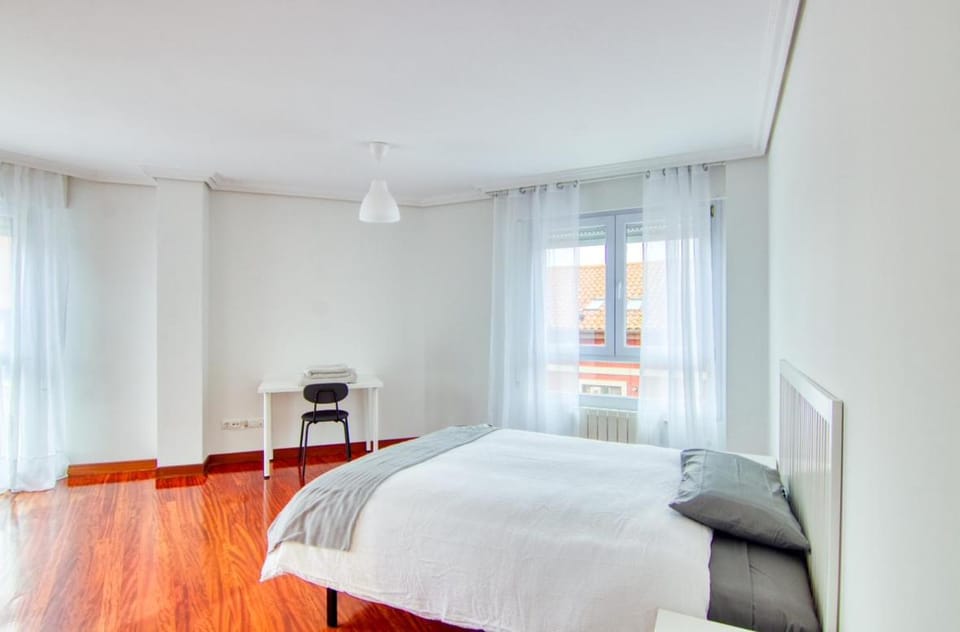 Alojamiento Perines Apartment in Santander