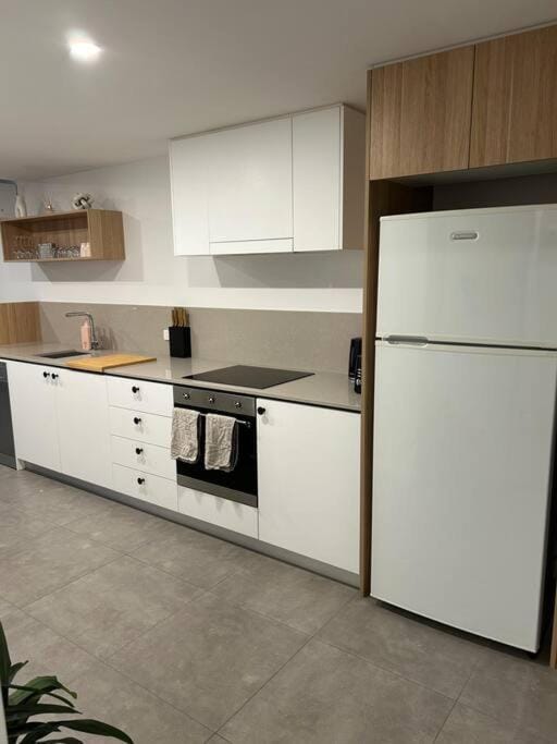 112 at Plush Midnight Apartment in Canberra