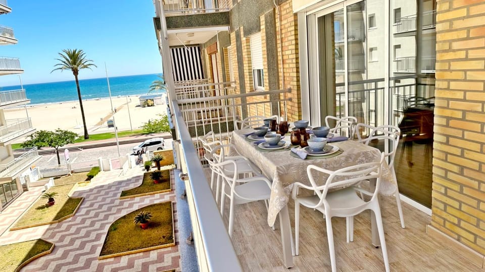 Natural landscape, View (from property/room), Balcony/Terrace, Sea view