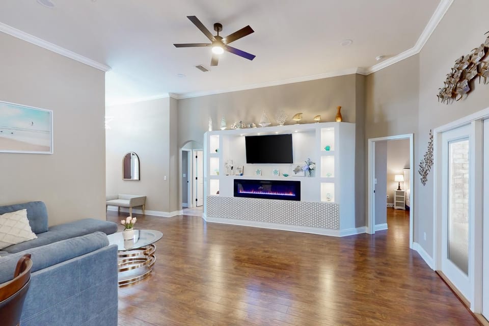 2 Mi to Beach! Group-Friendly Navarre Getaway House in Alabama
