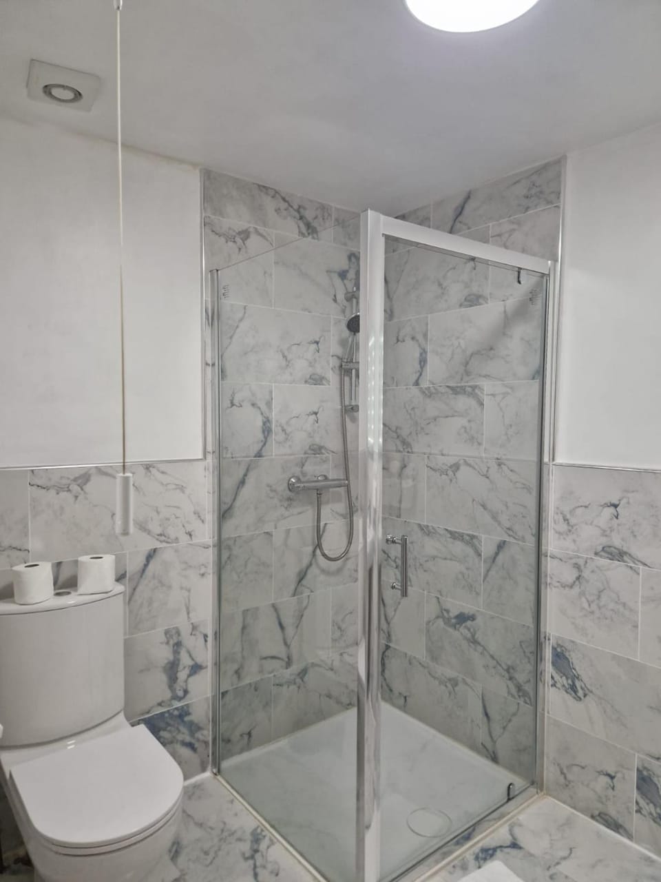 Shower, Toilet, Bathroom