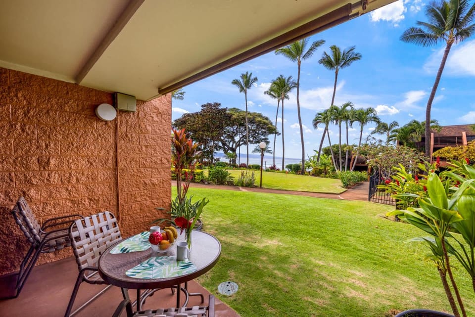 Kuleana Club #307 Pool View - 1 bedroom & 1 bathroom - Ground Floor House in Napili-Honokowai