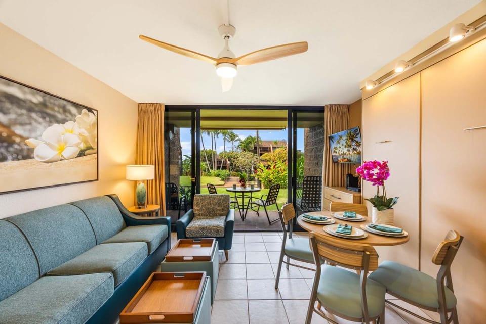 Kuleana Club #307 Pool View - 1 bedroom & 1 bathroom - Ground Floor House in Napili-Honokowai