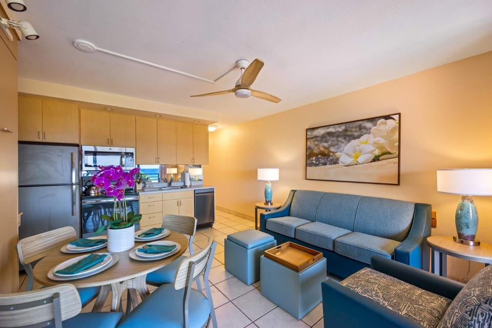 Kuleana Club #513 - Ocean View -1 bedroom & 1 bathroom - 3rd Floor House in Napili-Honokowai