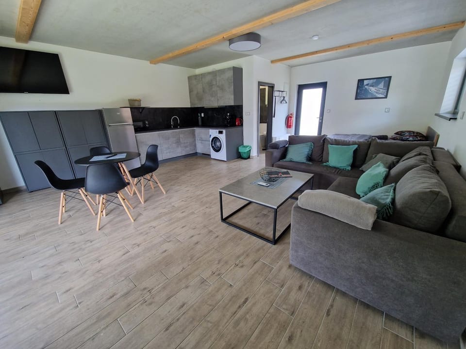 Living room, Seating area, pet friendly