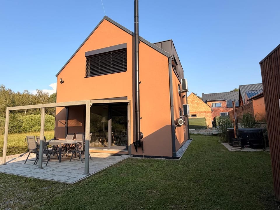 Property building, Balcony/Terrace