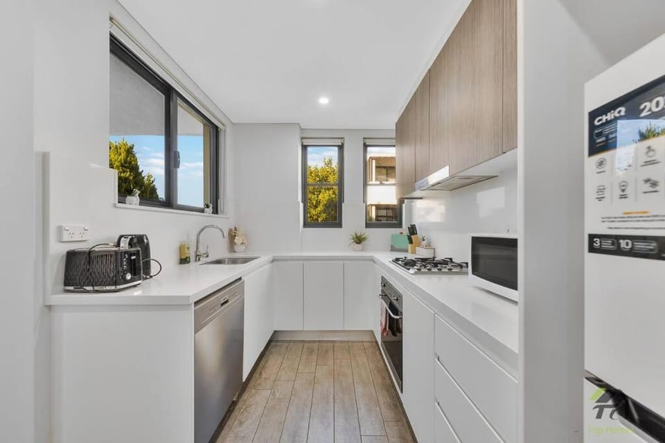 Vivid 2 bed apartment in Burwood Apartment in Sydney