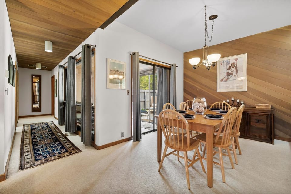Meadow House 70 - Meredith Lodging House in Sunriver