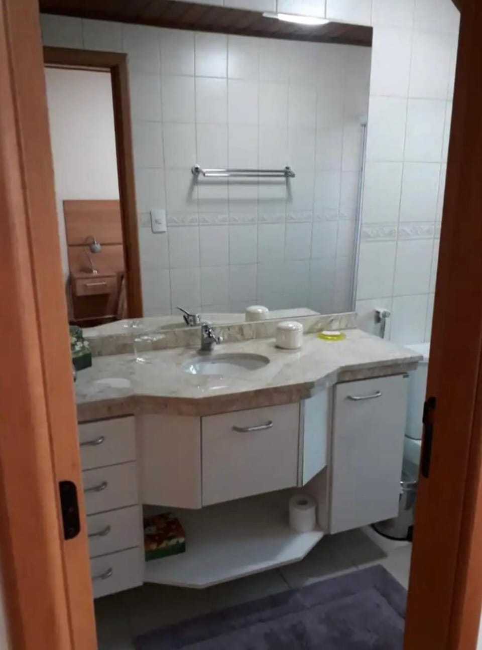 Apto aconchegante em Capivari com lareira e sacada Apartment in Campos do Jordão