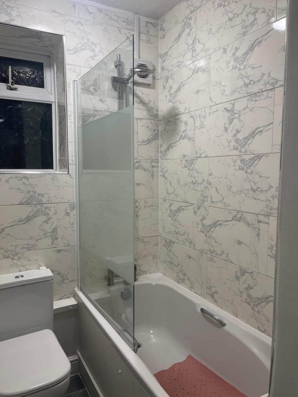 Shower, Toilet, Bathroom, Bath