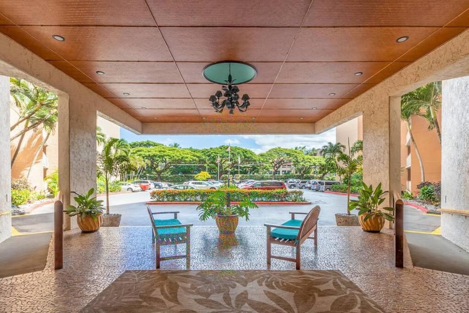 Royal Kahana 815- Surrounding Island & Ocean View Paradise Condo Apartment in Napili-Honokowai