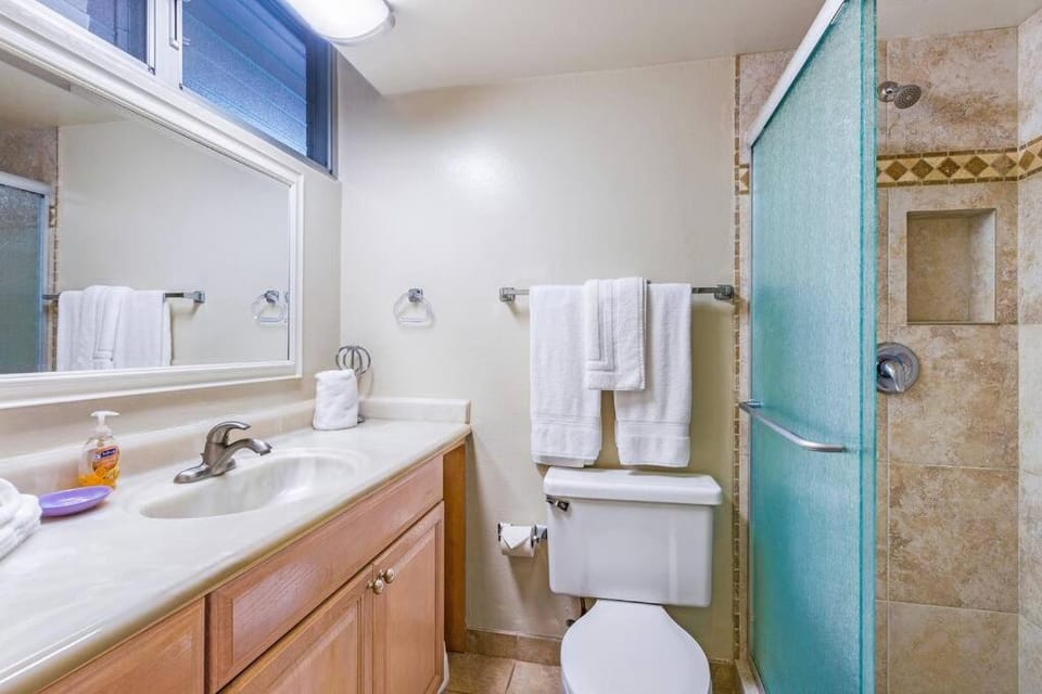 Royal Kahana 1002- Ocean view 10th floor studio at oceanfront resort Apartment in Napili-Honokowai