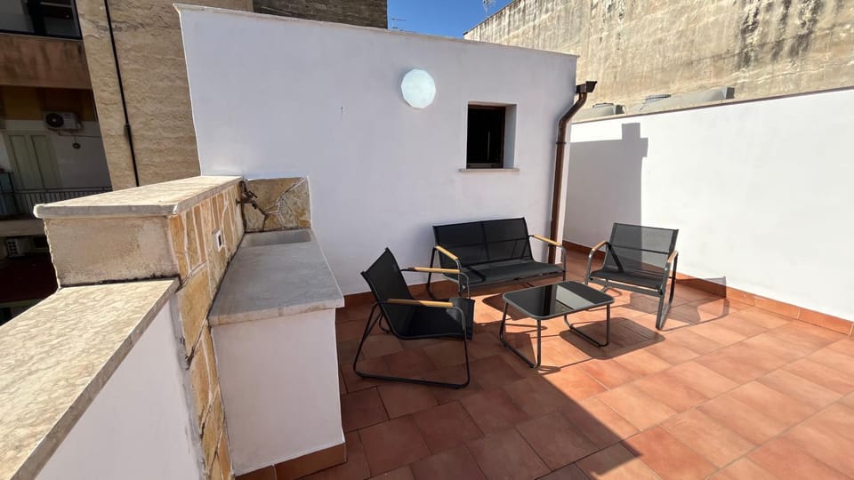 Patio, View (from property/room), Balcony/Terrace