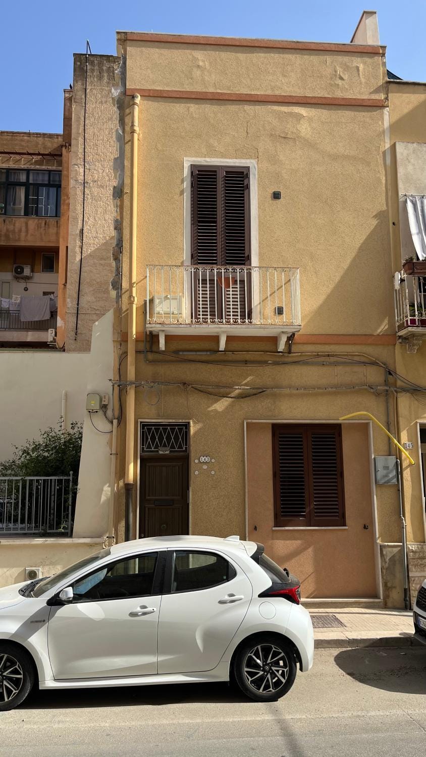 Property building, Street view