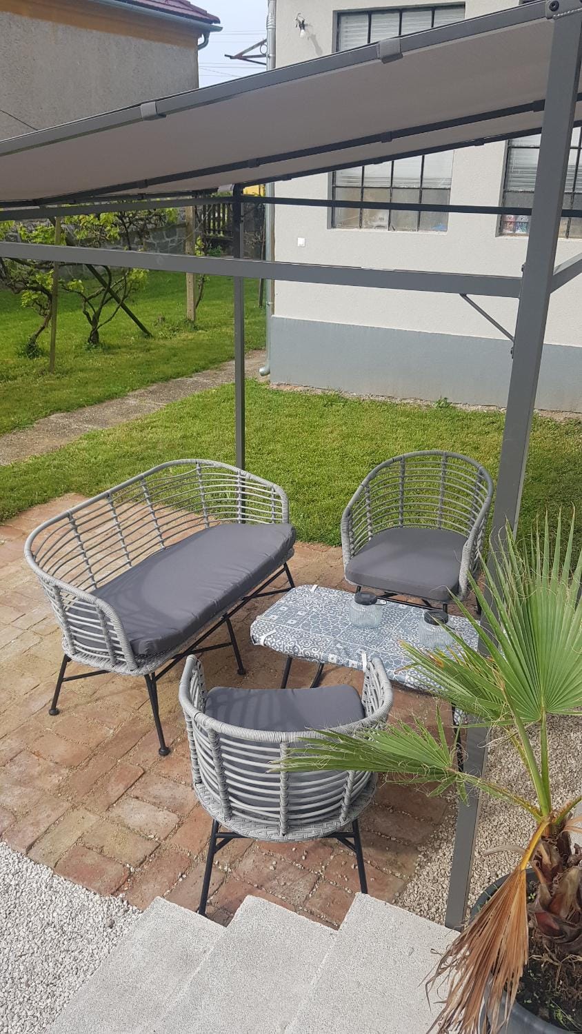 Balcony/Terrace, Garden view