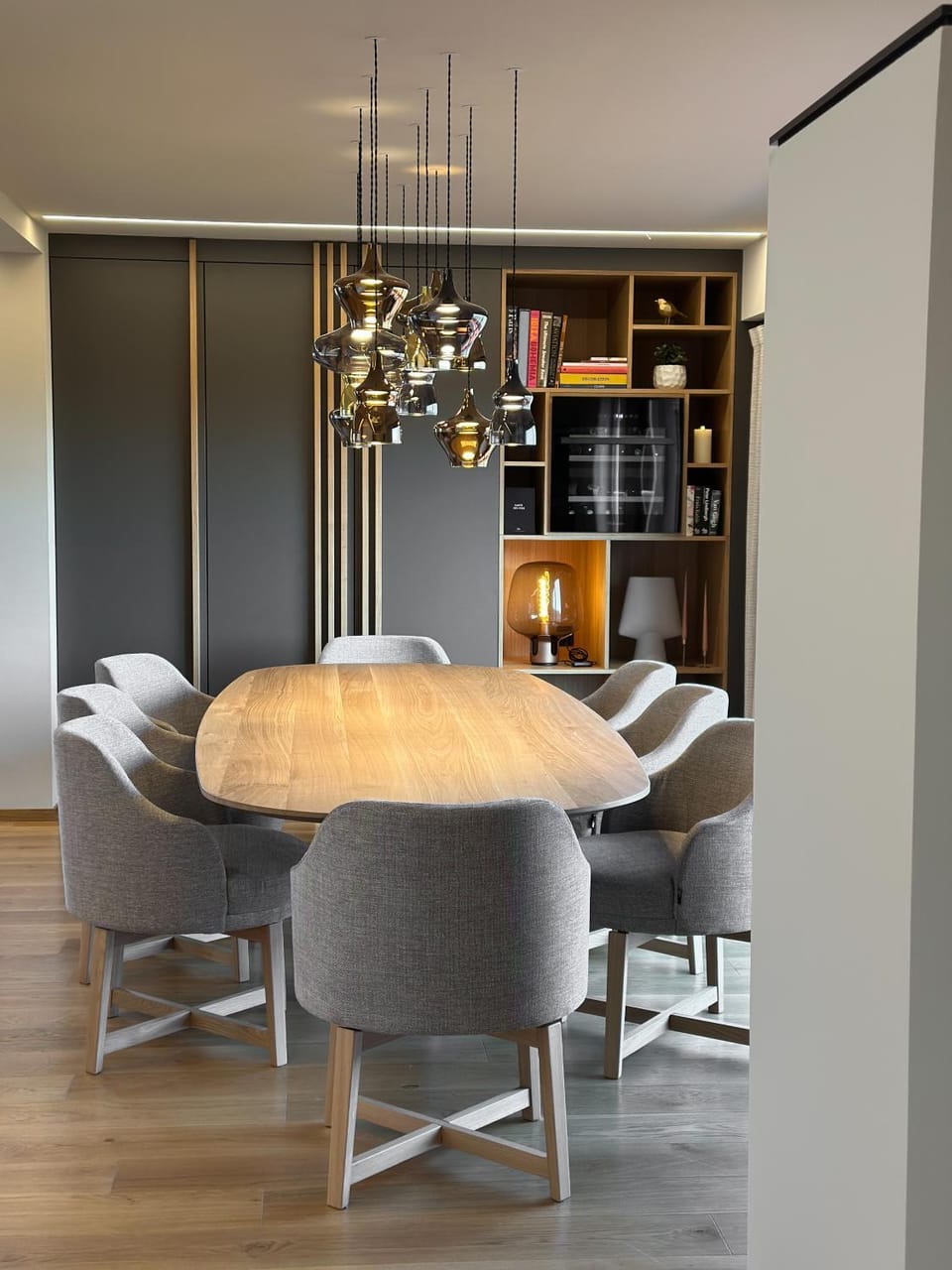 Living room, Dining area