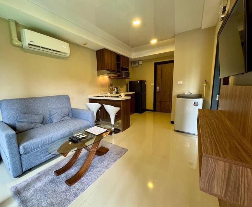 Sirin Scenery View Apartment at NaiHarn Apartment in Rawai