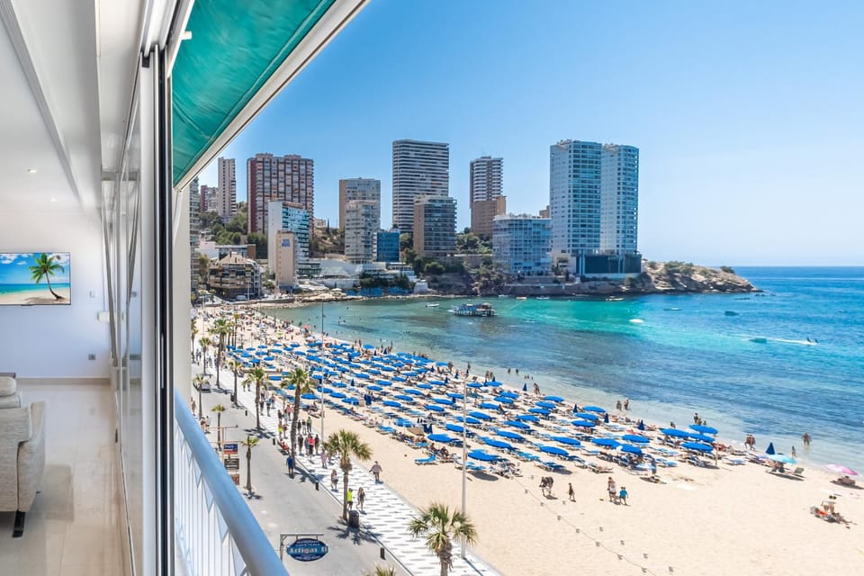 Nearby landmark, Day, Natural landscape, View (from property/room), Beach, City view, Sea view