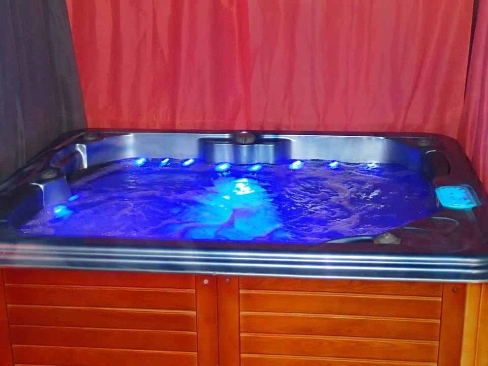 Roulotte de charme Campground/ 
RV Resort in Jura